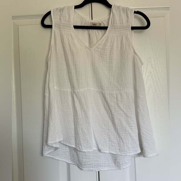 Faherty Ainsley Sleeveless Top - Picture 7 of 11